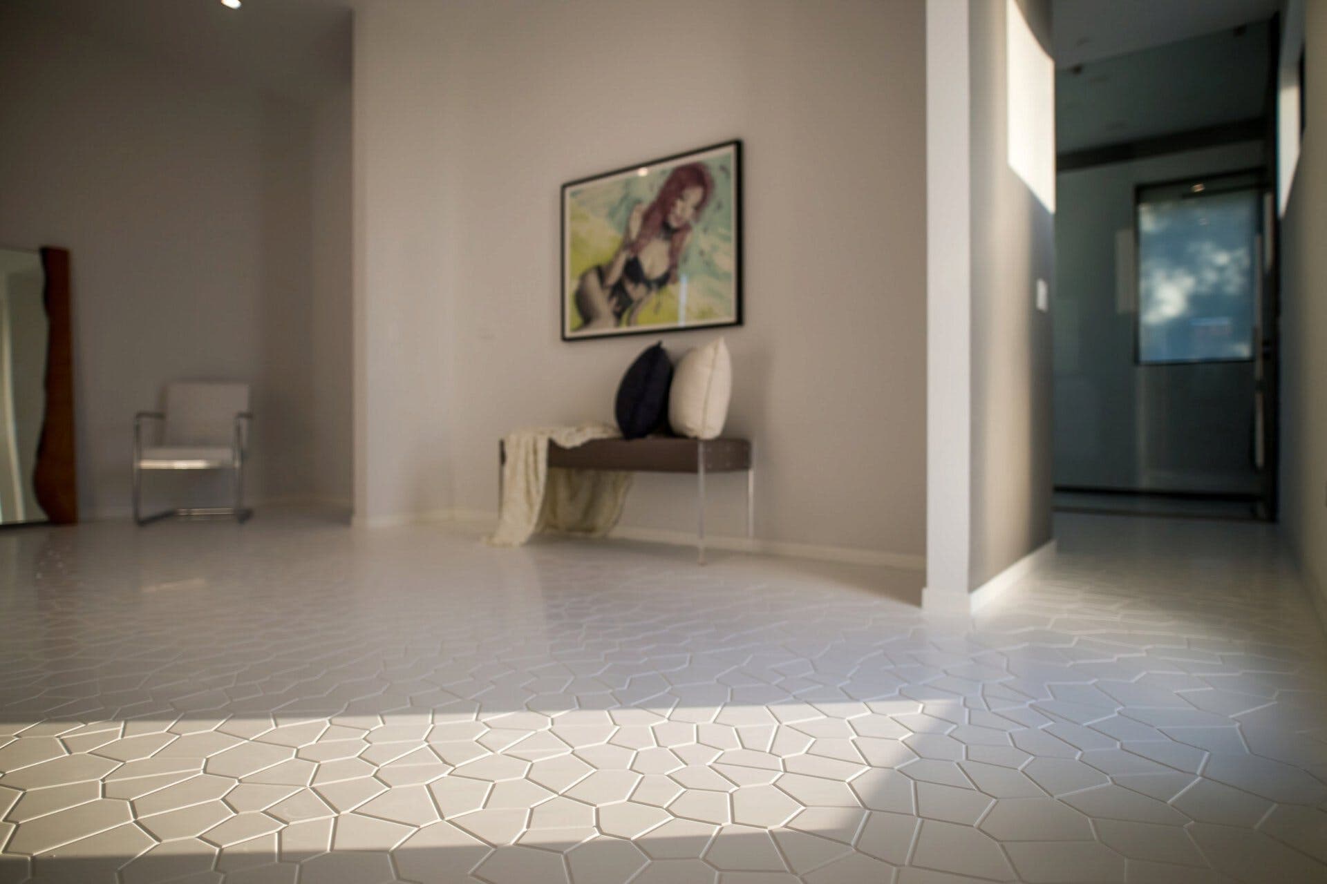 Wave House Giraffe Floor