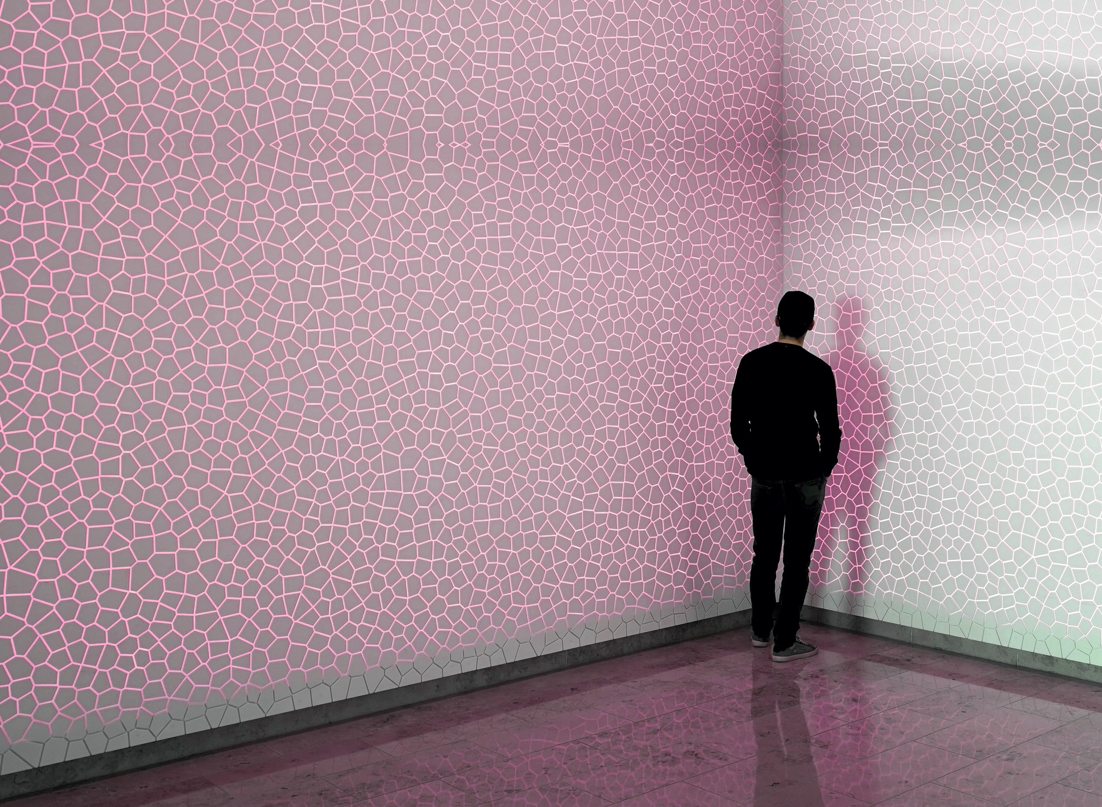 wide diamond pink