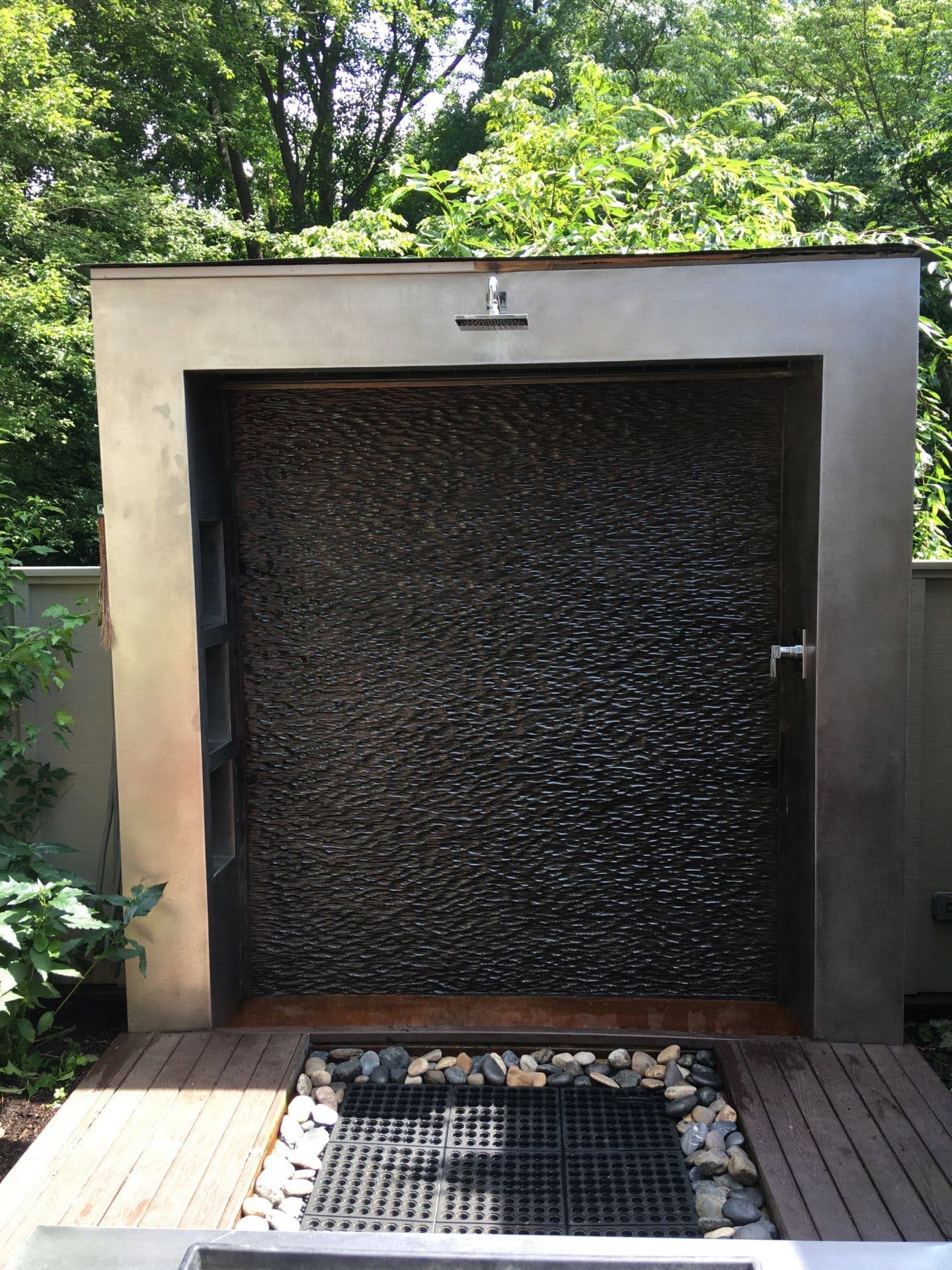 Seawater Black Outdoor Exterior Shower Nature Stone